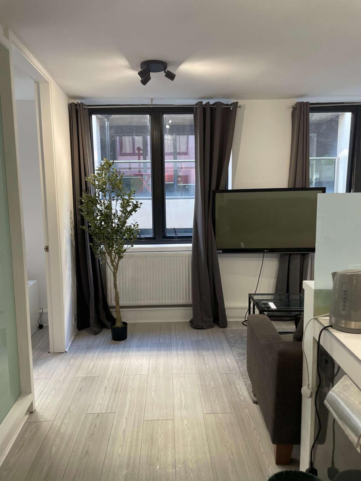 2 Bdrm Contemporary Central London Apartment Bagian luar foto